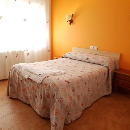Hostal Rio Mundo รีโอปาร์ ภายนอก รูปภาพ
